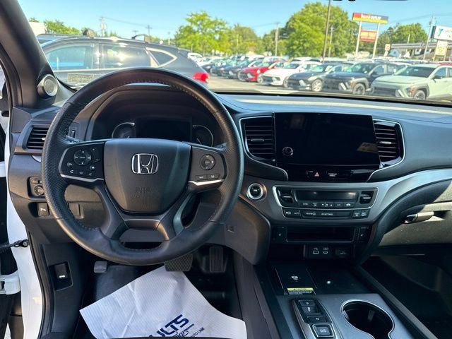 Used 2024 Honda Passport EX-L image 7