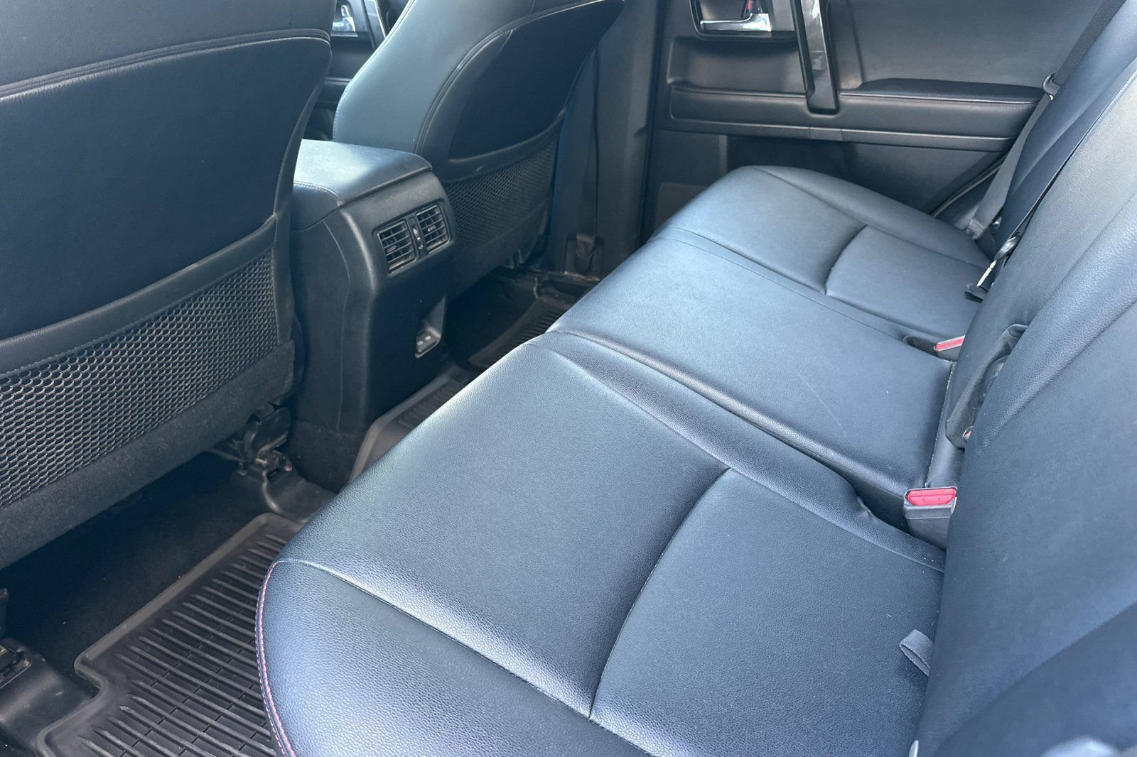 Used 2024 Toyota 4Runner TRD Off-Road Premium w/ Off Road Premium Plus Package AWD/4WD image 12