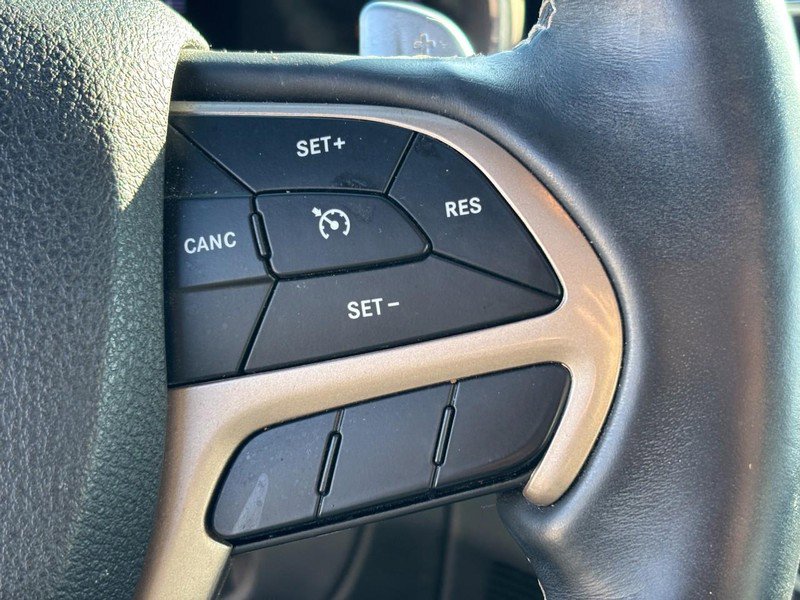 Used 2017 Jeep Grand Cherokee Limited w/ Luxury Group II image 20