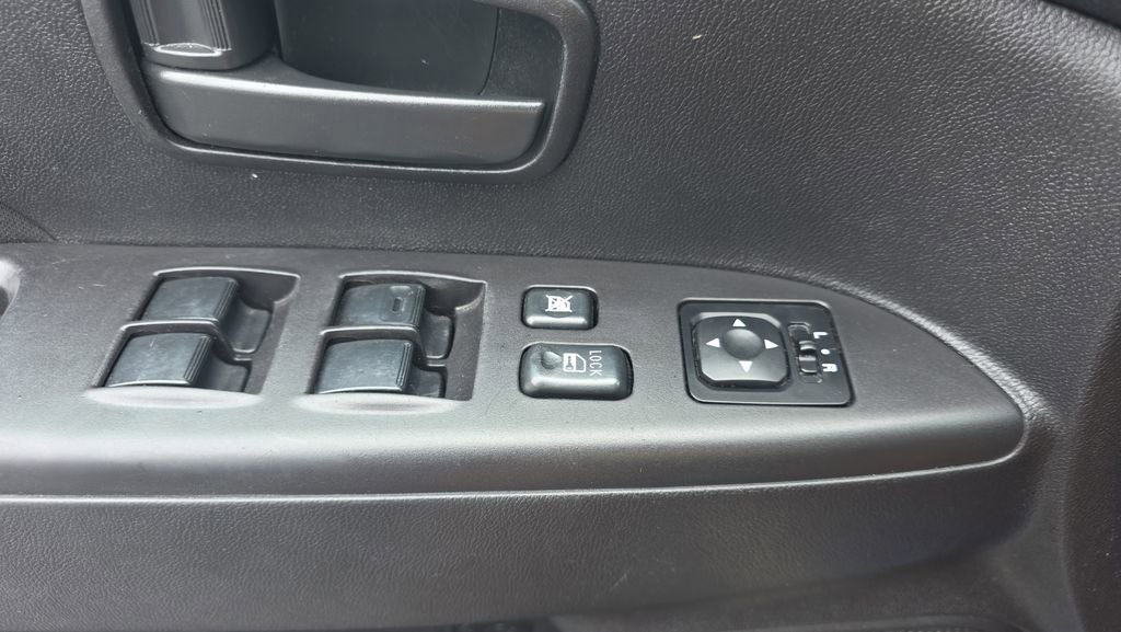 Used 2015 Mitsubishi Outlander Sport ES FWD image 21