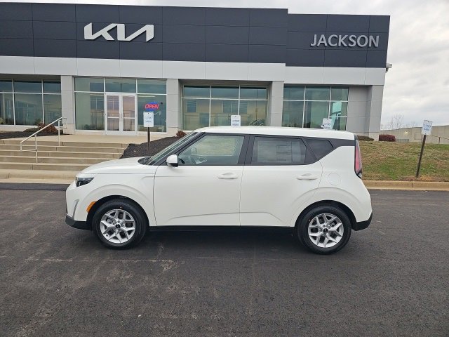 New 2025 Kia Soul LX w/ LX Technology Package