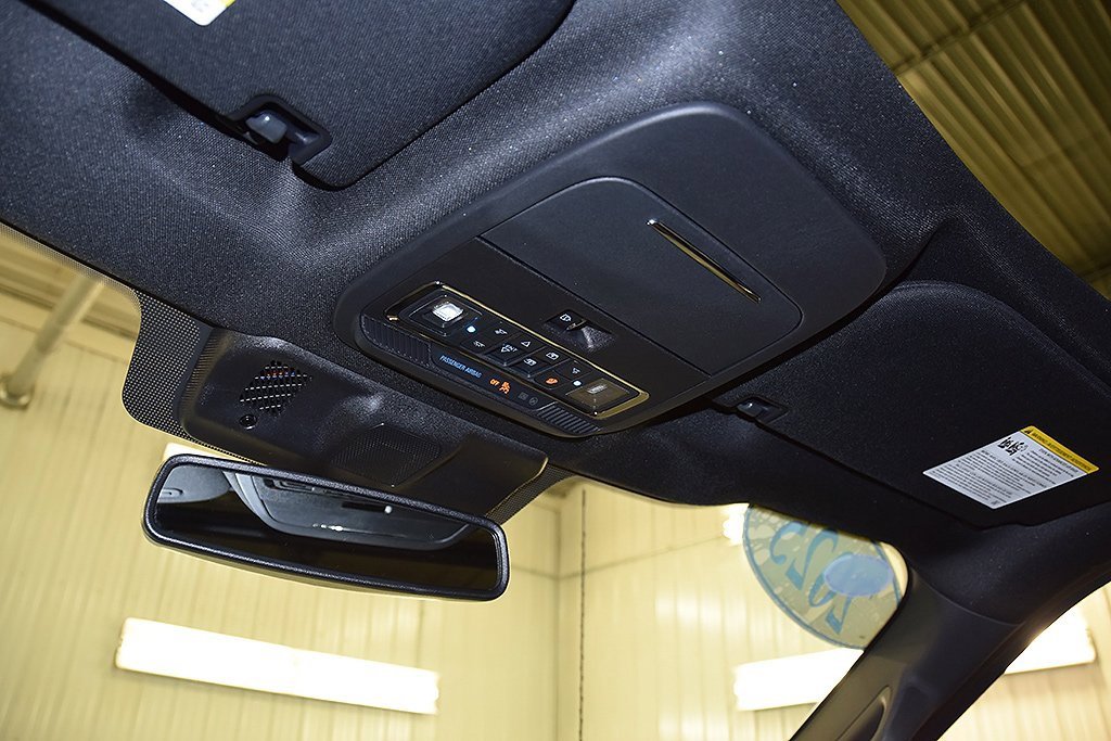 New 2025 Ford F150 Platinum w/ Equipment Group 702A High image 28
