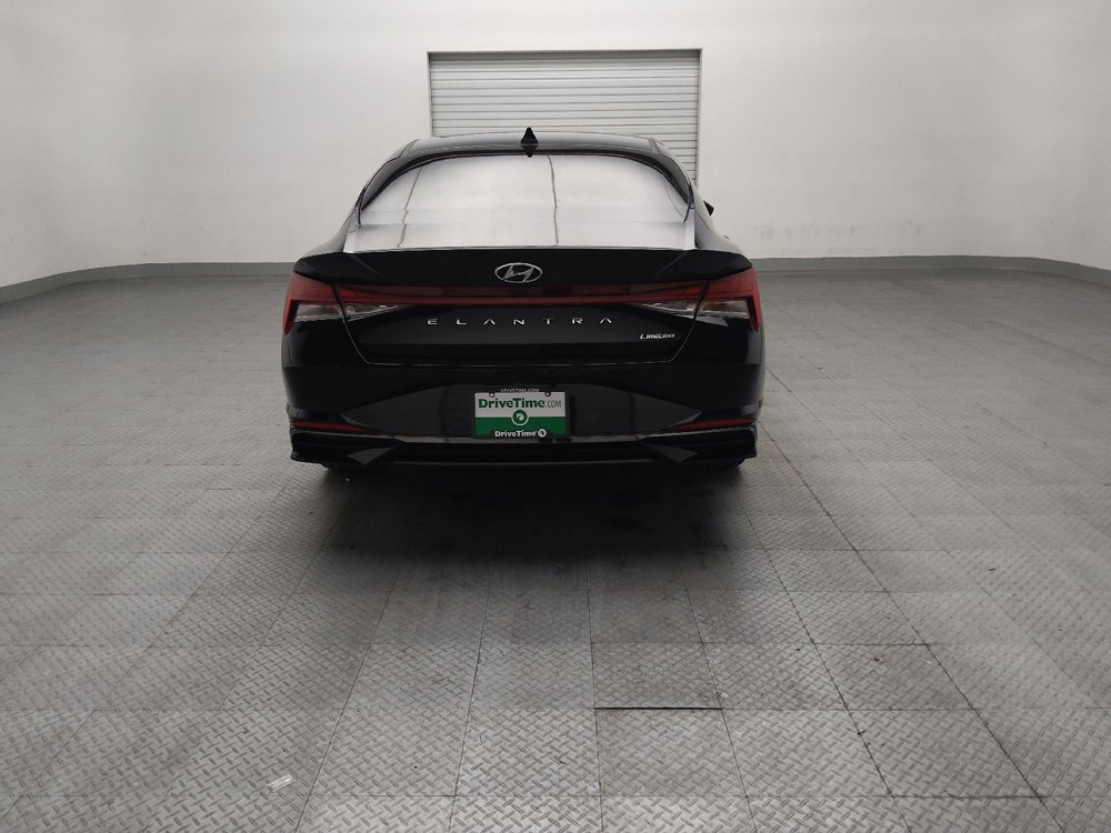 Used 2022 Hyundai Elantra Limited w/ Cargo Package FWD image 7