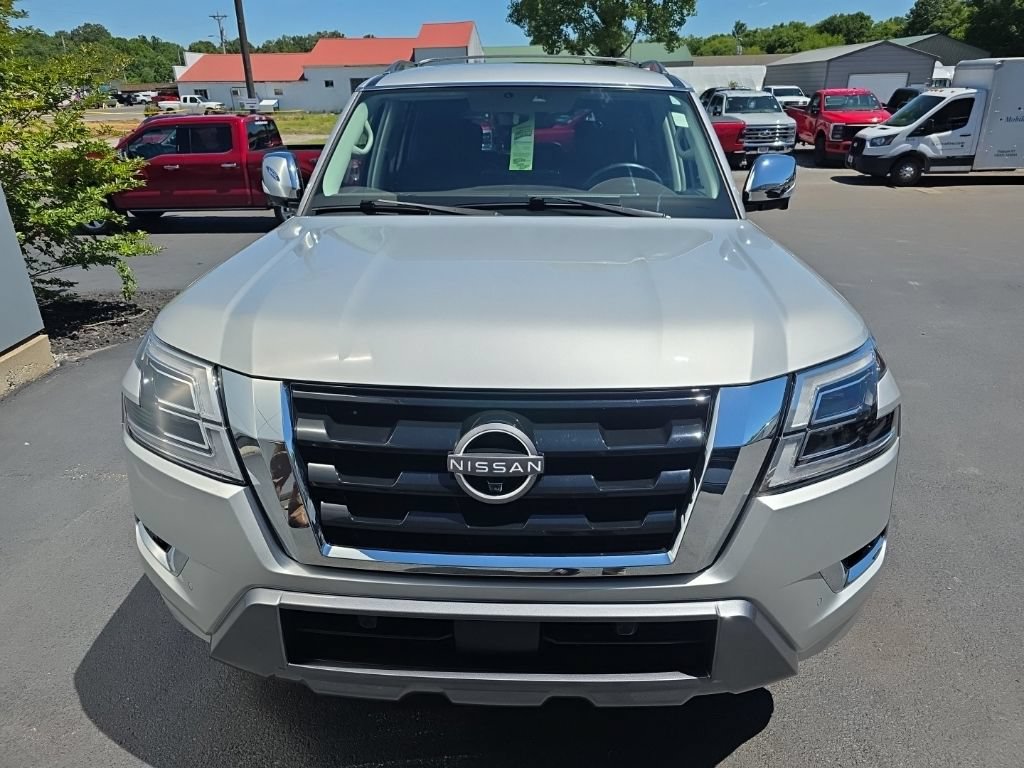 Used 2023 Nissan Armada Platinum w/ Captain's Chairs Package AWD/4WD image 3