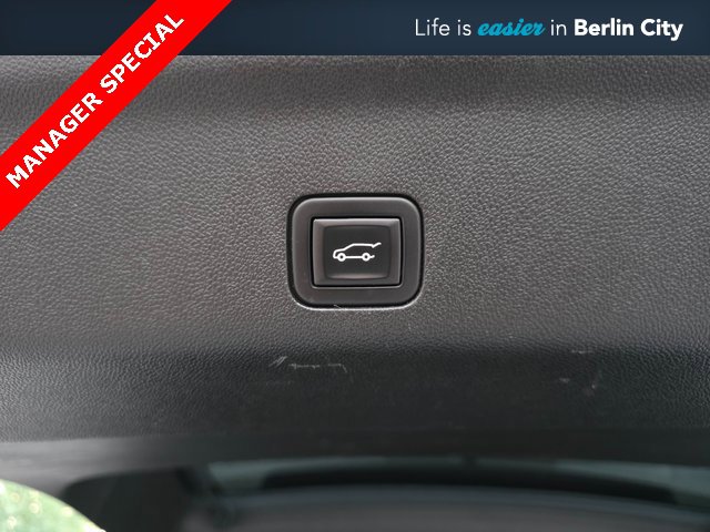 Used 2023 Chevrolet Tahoe LT image 12