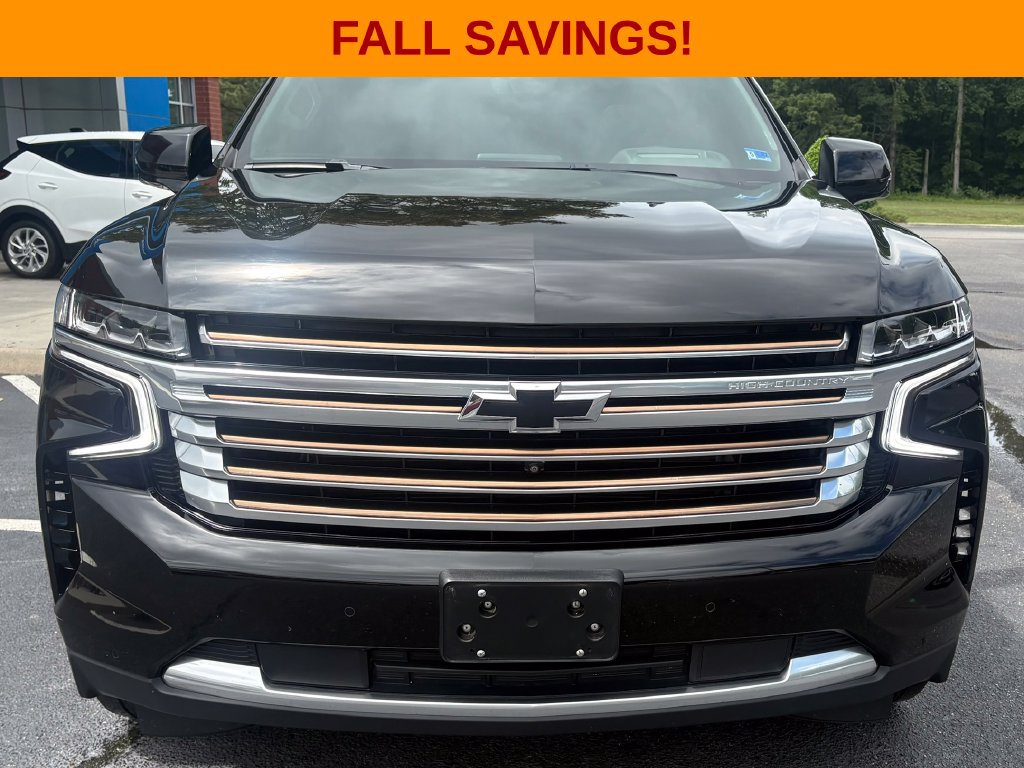 Used 2023 Chevrolet Tahoe High Country w/ Premium Package 2 AWD/4WD image 3