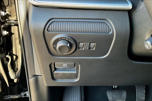 New 2026 Jeep Grand Wagoneer L Limited image 35