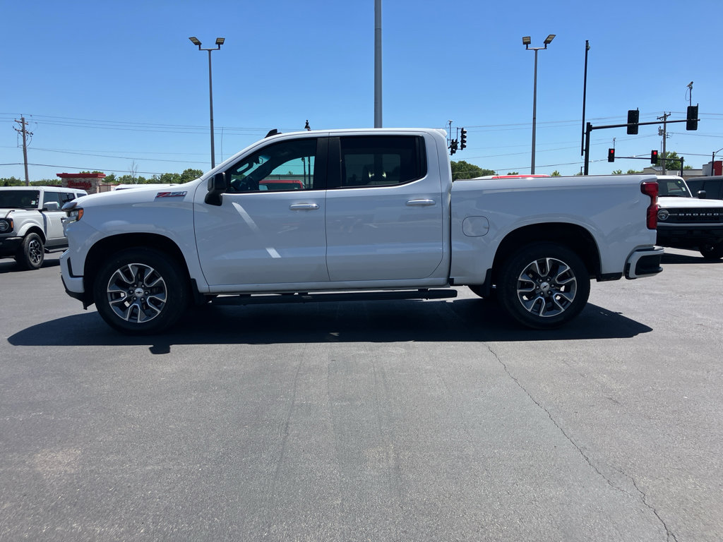 Used 2021 Chevrolet Silverado 1500 RST AWD/4WD image 3