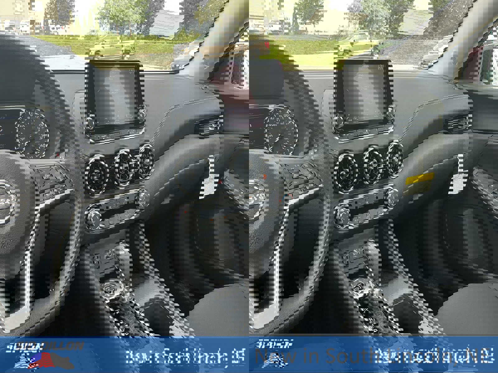 New 2025 Nissan Sentra SV w/ Trunk Package image 7