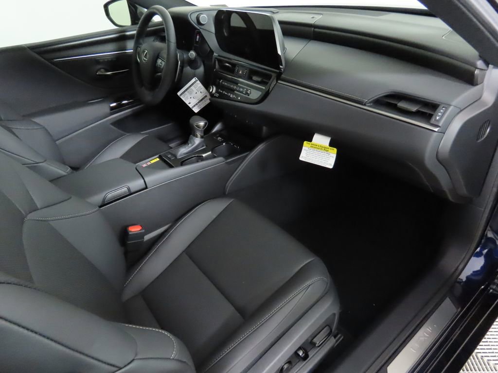 Certified 2025 Lexus ES 350 w/ Premium Package image 17