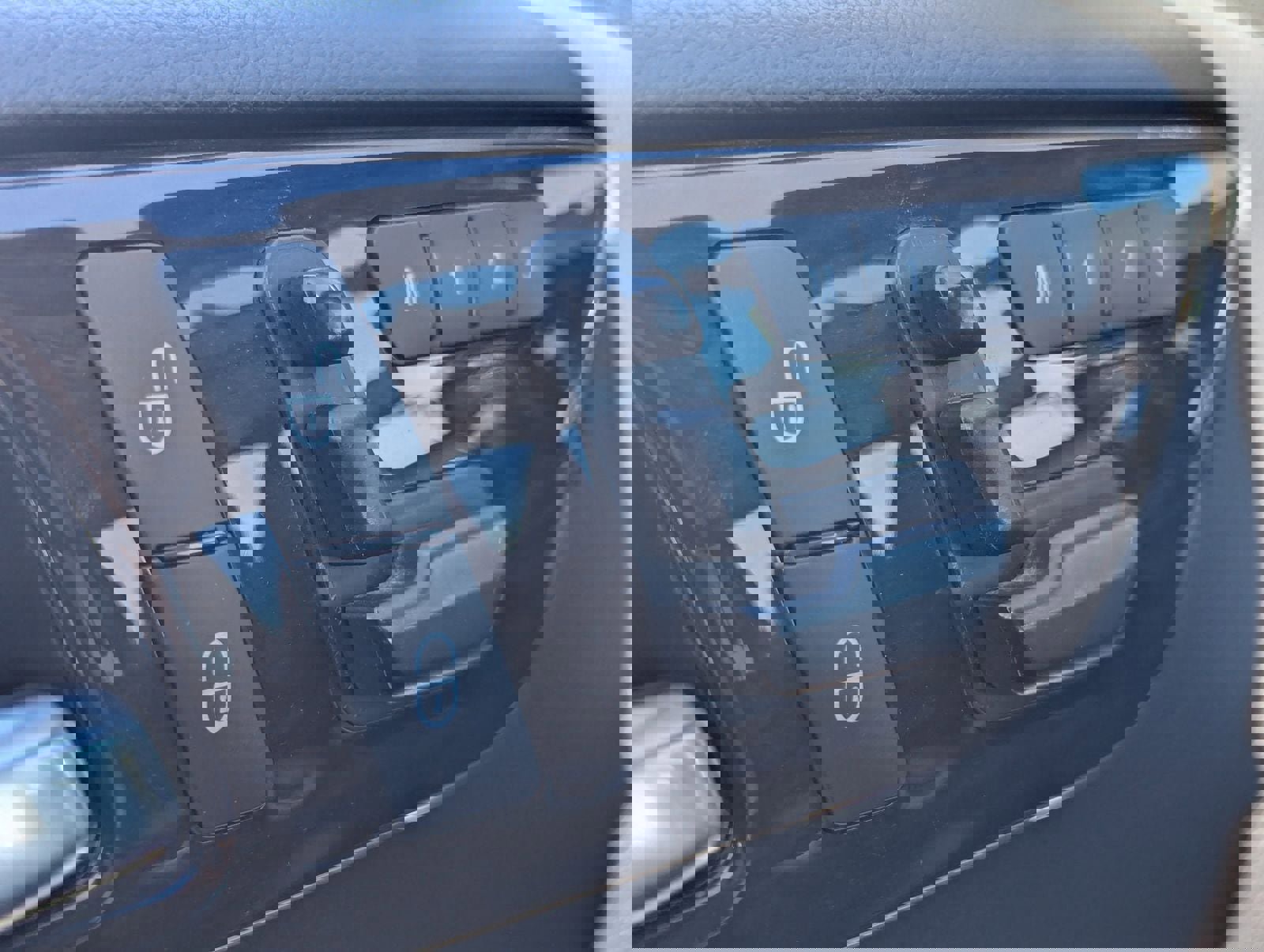 Used 2015 Mercedes-Benz GL 320 BlueTEC 4MATIC image 19