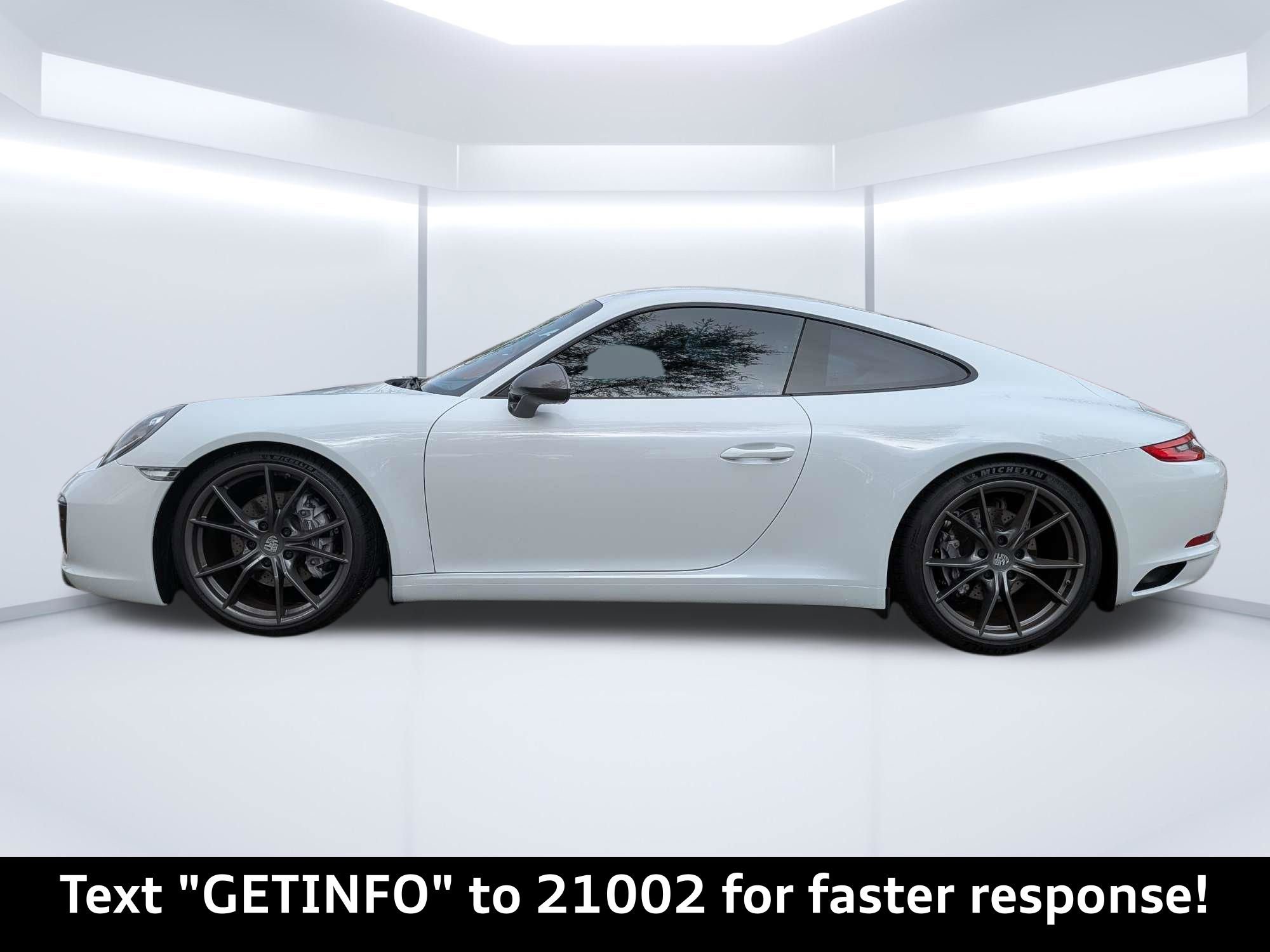 Used 2019 Porsche 911 Carrera T image 7