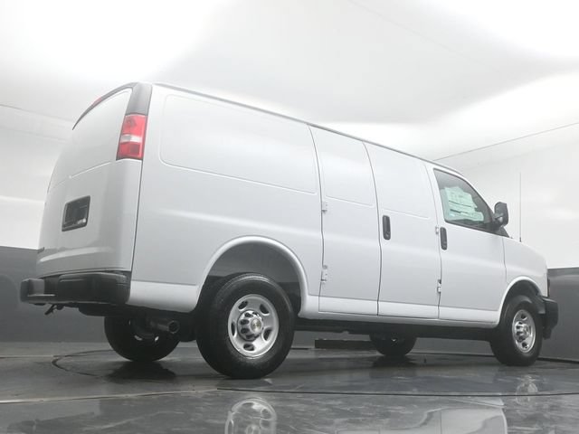 New 2026 Chevrolet Express 2500 w/ Driver Convenience Package RWD image 12