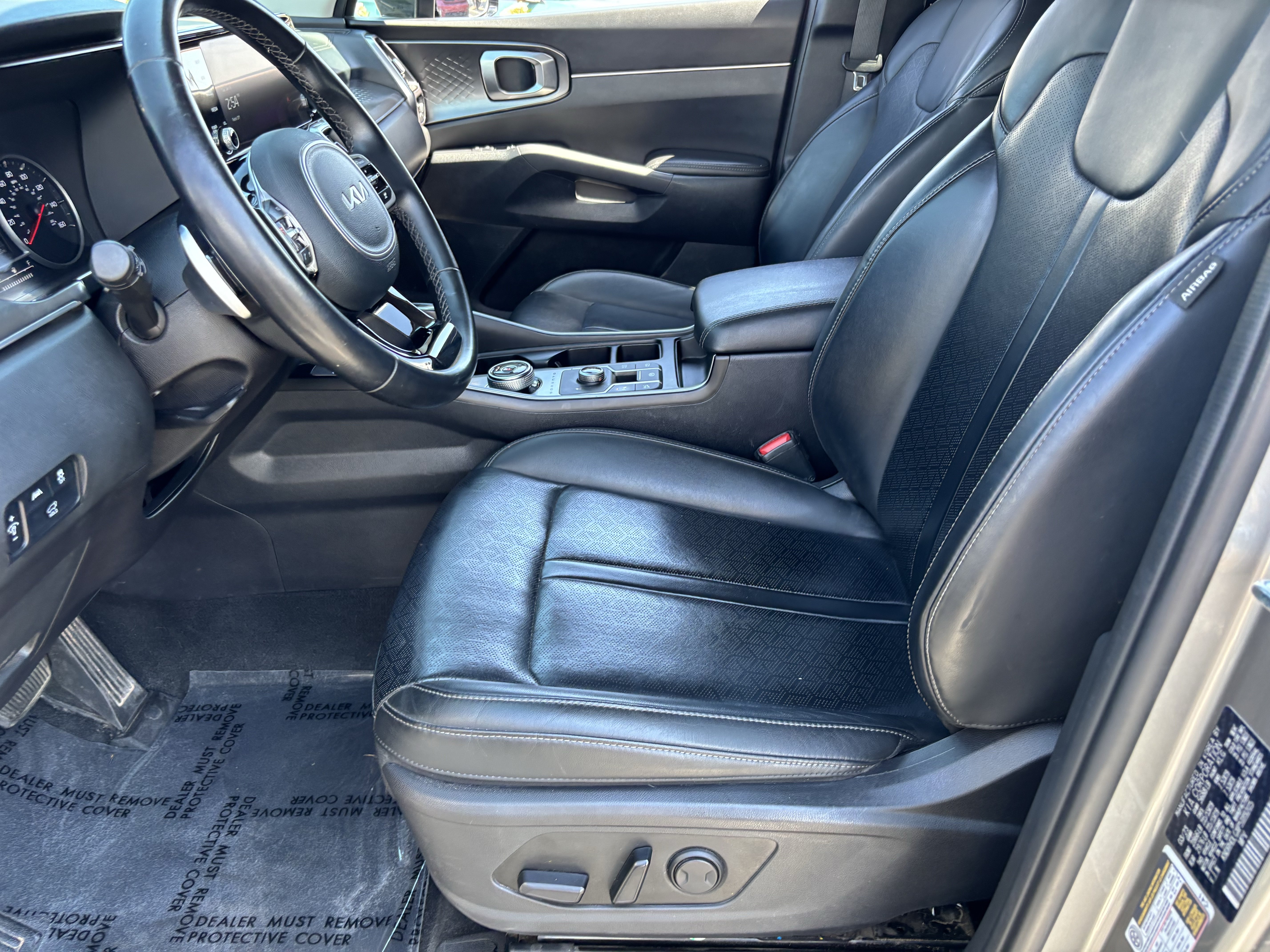 Certified 2023 Kia Sorento EX AWD/4WD image 17