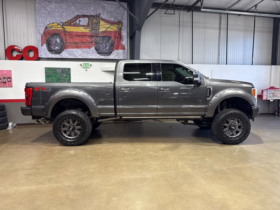 Used 2017 Ford F250 Platinum w/ Platinum Ultimate Package AWD/4WD image 21