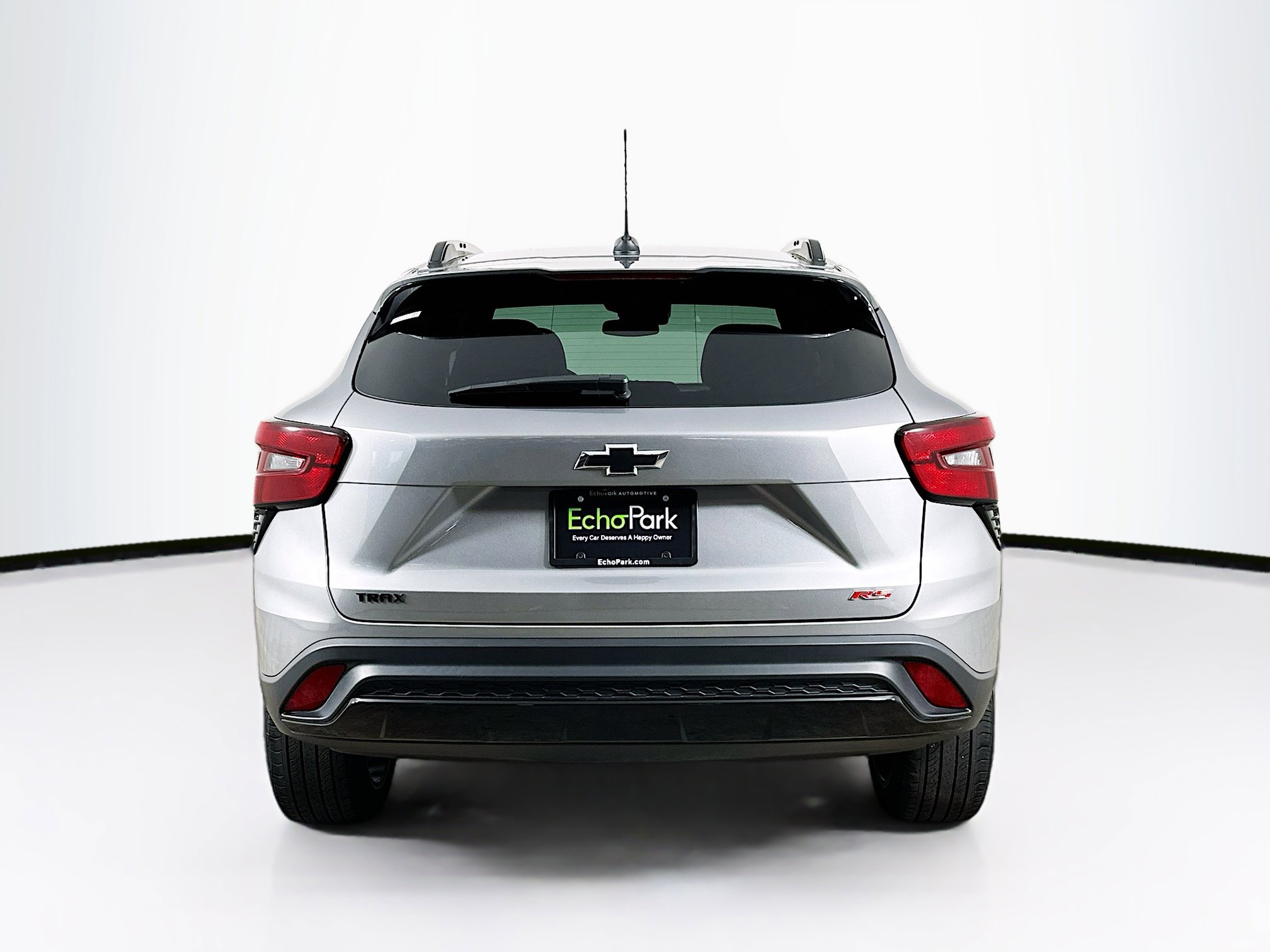 Used 2024 Chevrolet Trax RS w/ Sunroof Package image 7