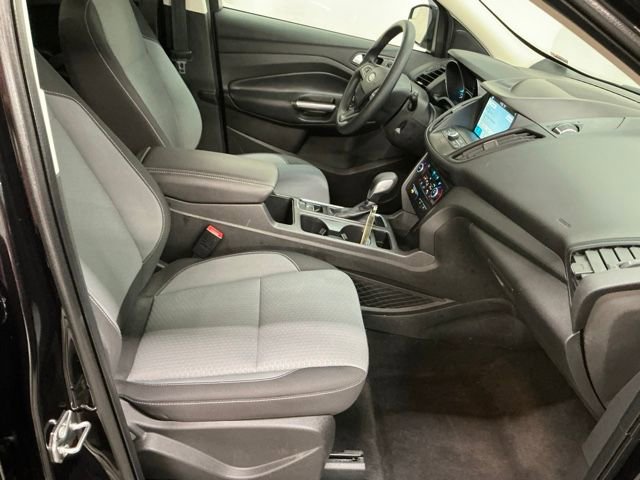 Used 2019 Ford Escape SE FWD image 19