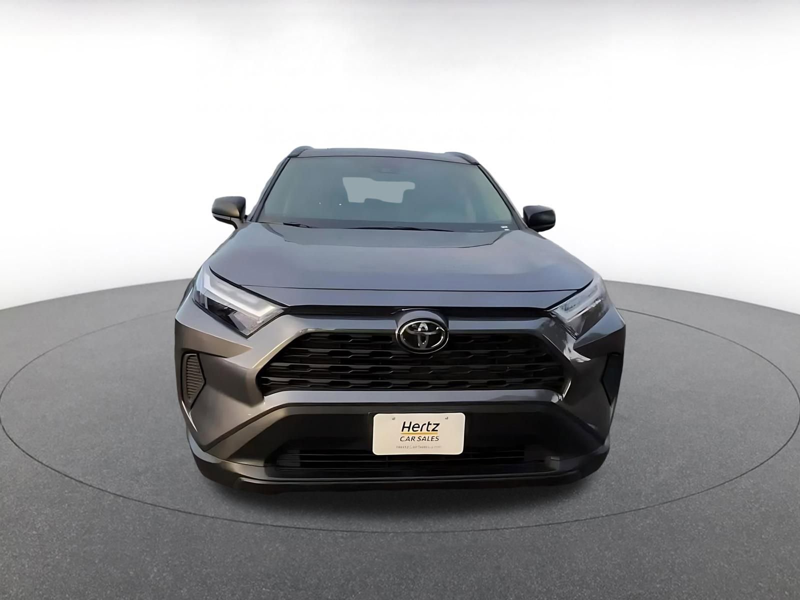 Used 2025 Toyota RAV4 LE image 4