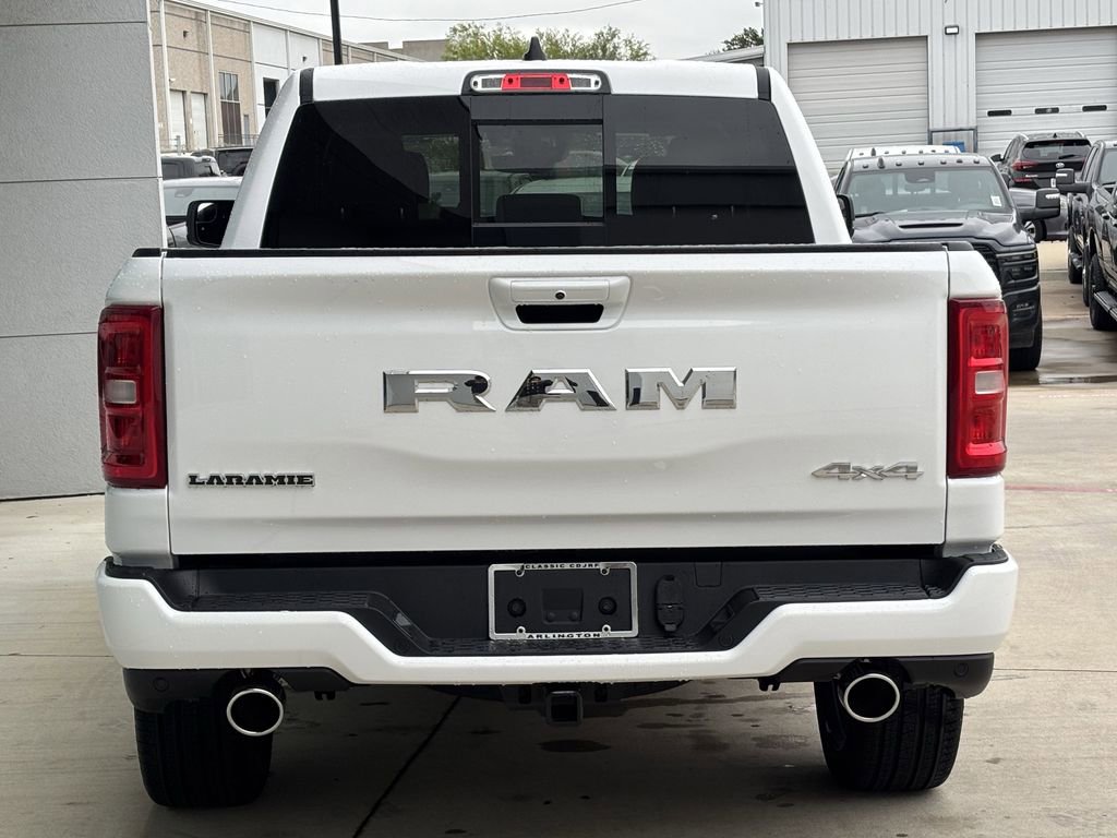 New 2026 RAM 1500 Laramie AWD/4WD image 4