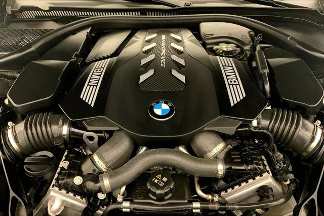 Used 2025 BMW M850i xDrive Coupe image 9