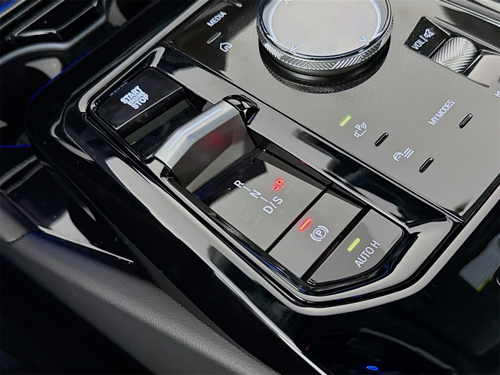 Used 2025 BMW 530i image 17