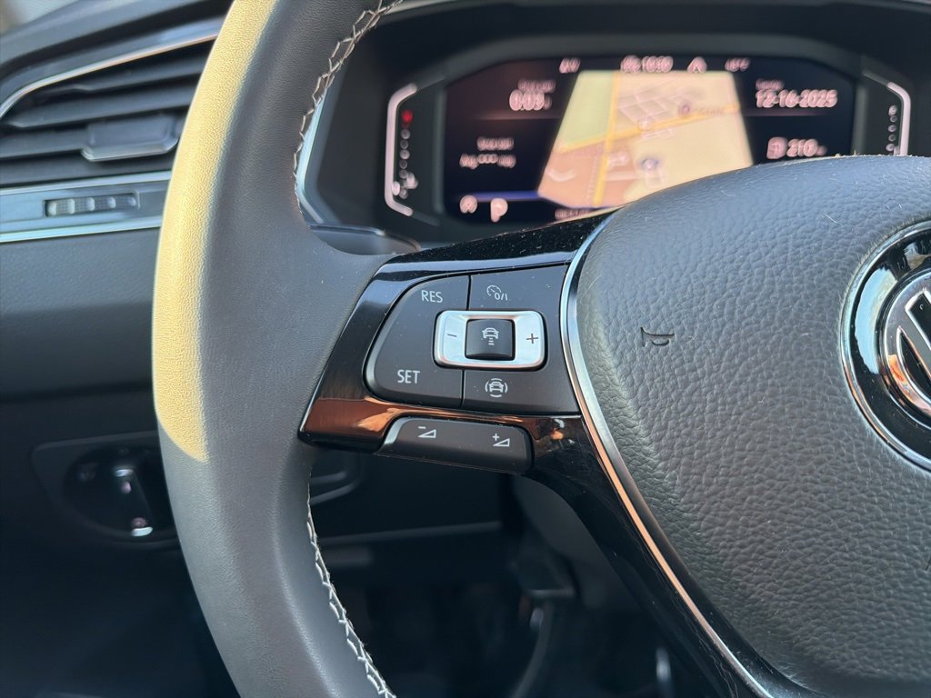 Used 2021 Volkswagen Tiguan SEL image 21