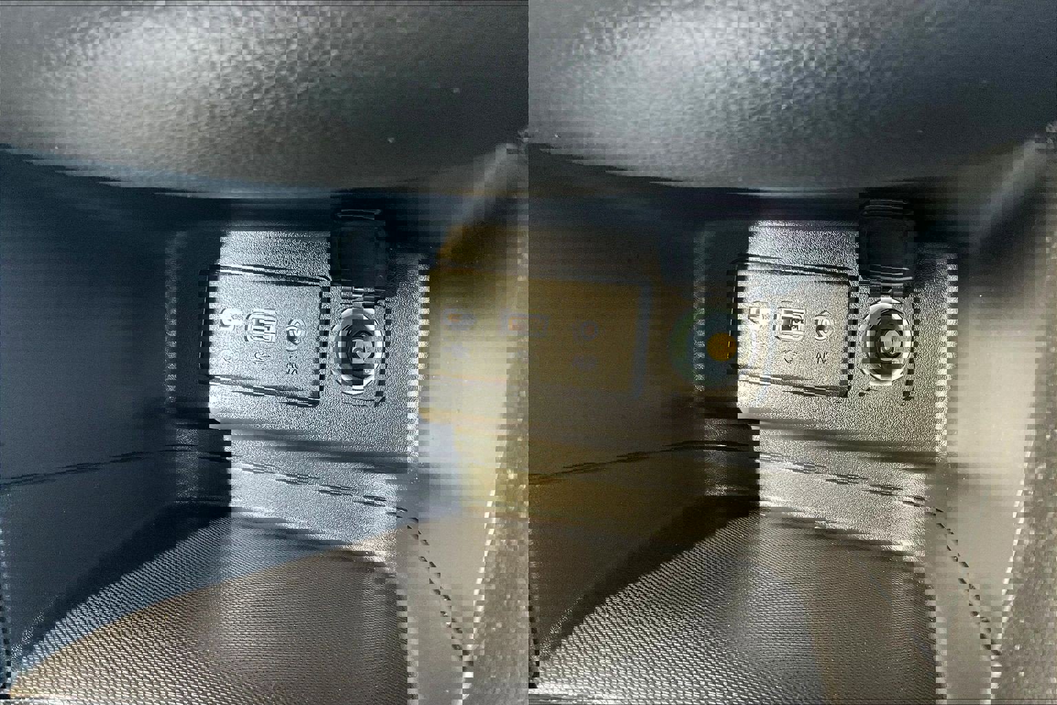 Used 2023 Chevrolet Equinox LT w/ Driver Convenience Package image 38