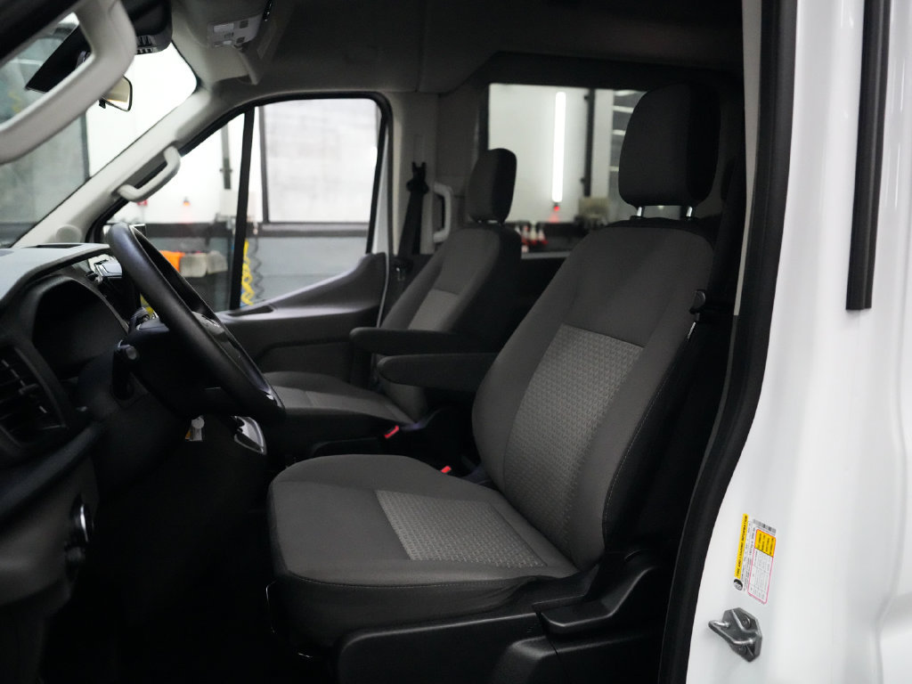 Used 2025 Ford Transit 350 XLT RWD image 23