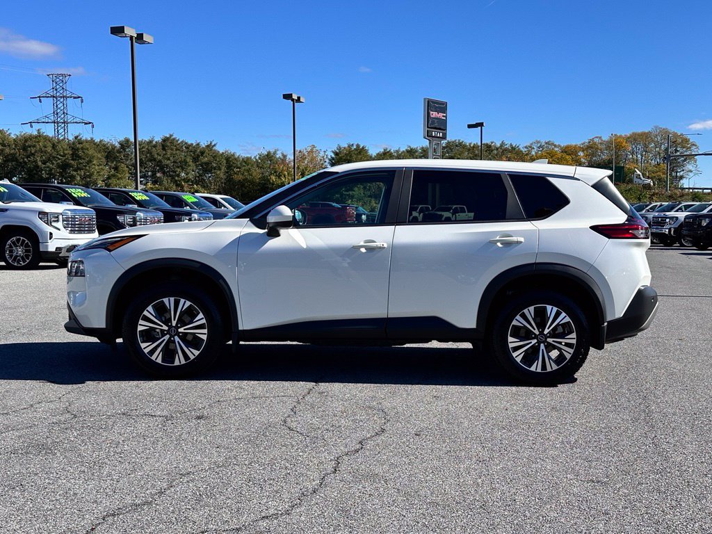 Used 2023 Nissan Rogue SV AWD/4WD image 7
