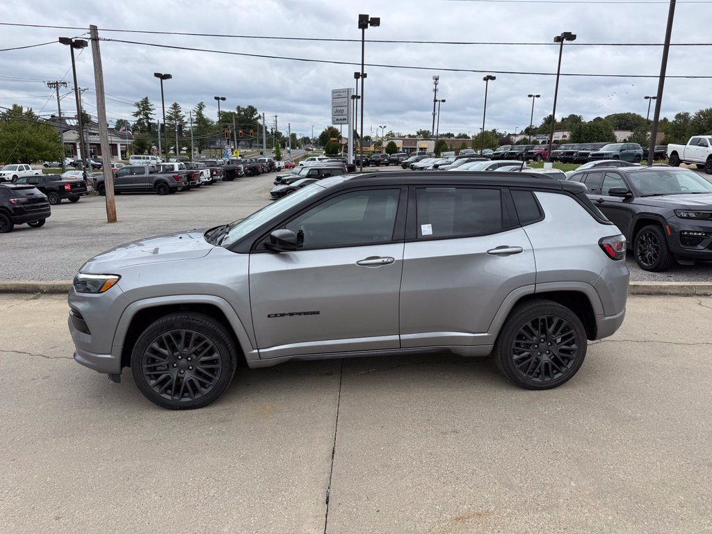Used 2023 Jeep Compass High Altitude AWD/4WD image 9