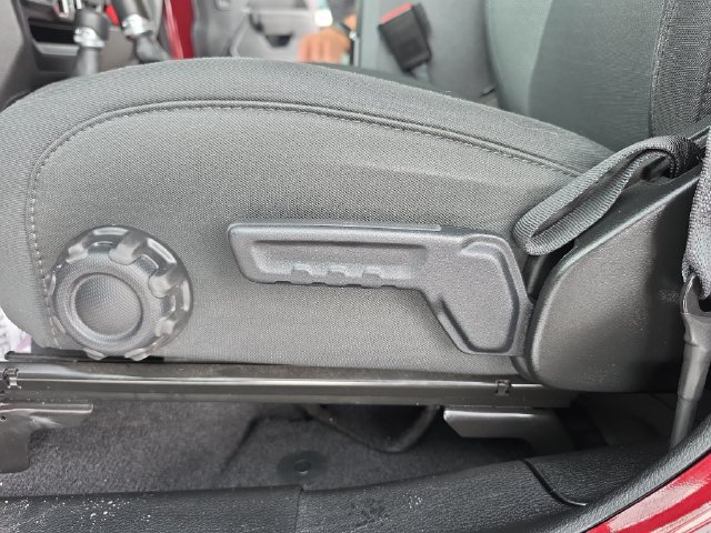 Used 2021 Jeep Gladiator Sport AWD/4WD image 18