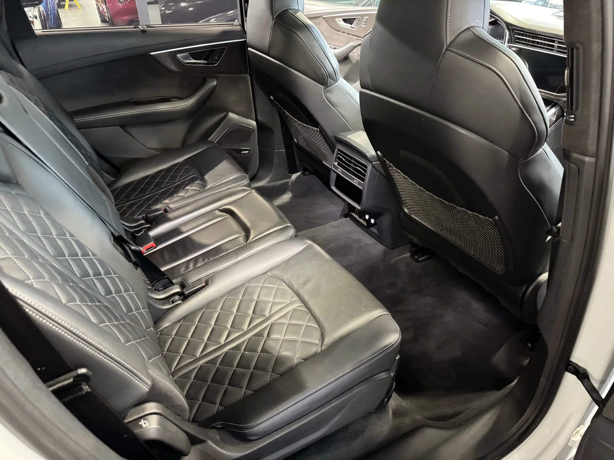 Used 2020 Audi SQ7 Prestige AWD/4WD image 10