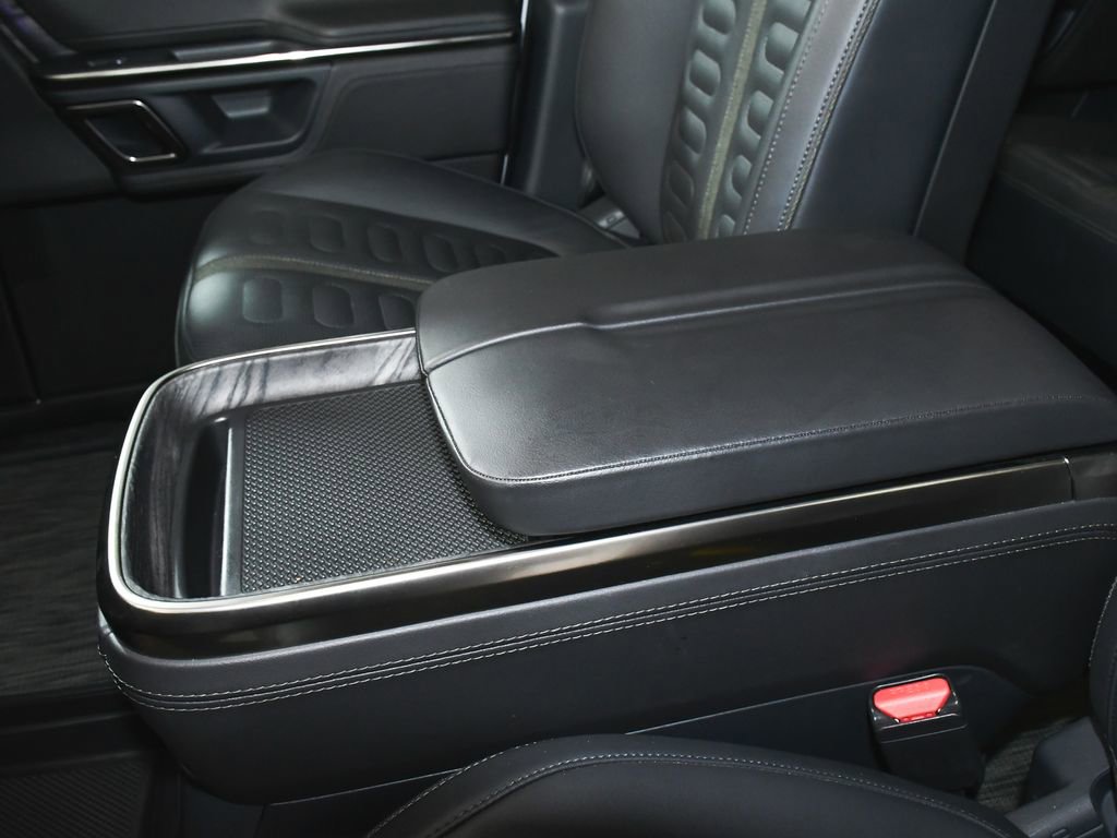 Used 2022 Rivian R1S Launch Edition image 36