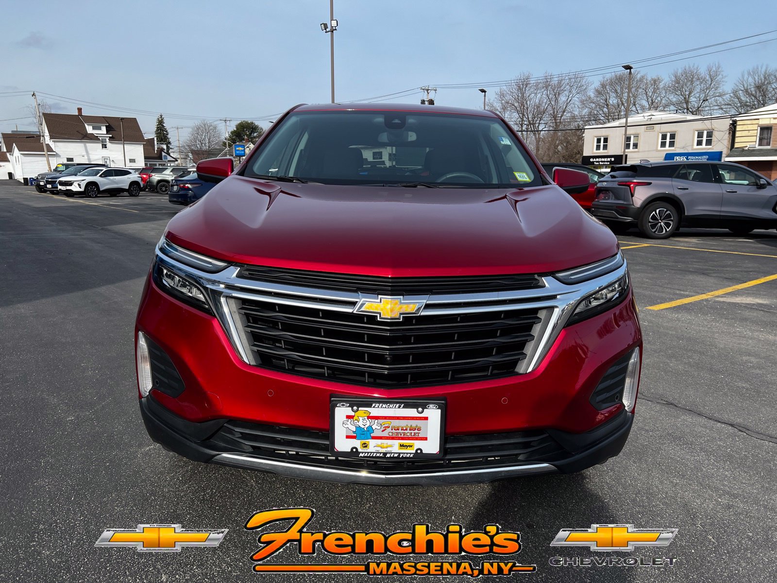 Used 2023 Chevrolet Equinox LT AWD/4WD image 2