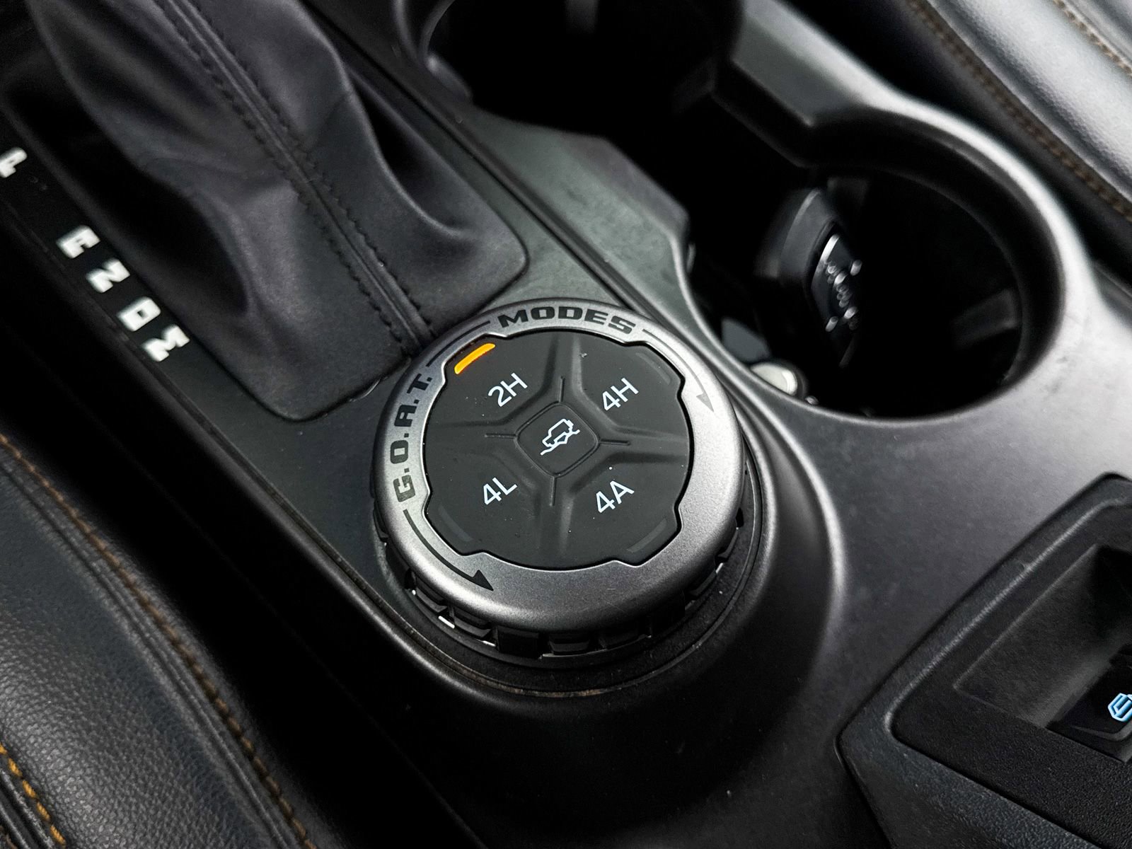 Used 2021 Ford Bronco Badlands image 9