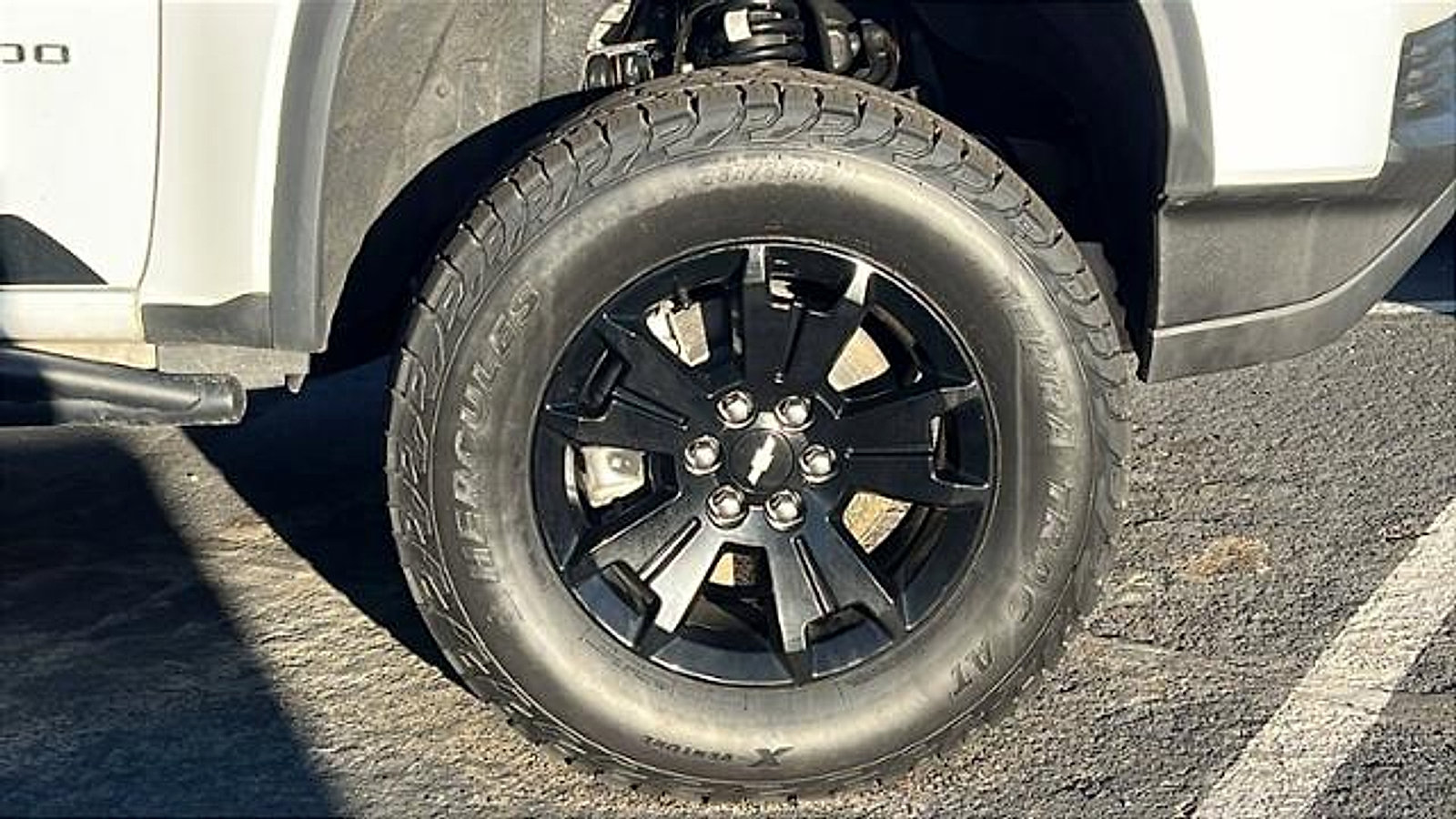 Certified 2022 Chevrolet Colorado ZR2 w/ ZR2 Dusk Special Edition image 2