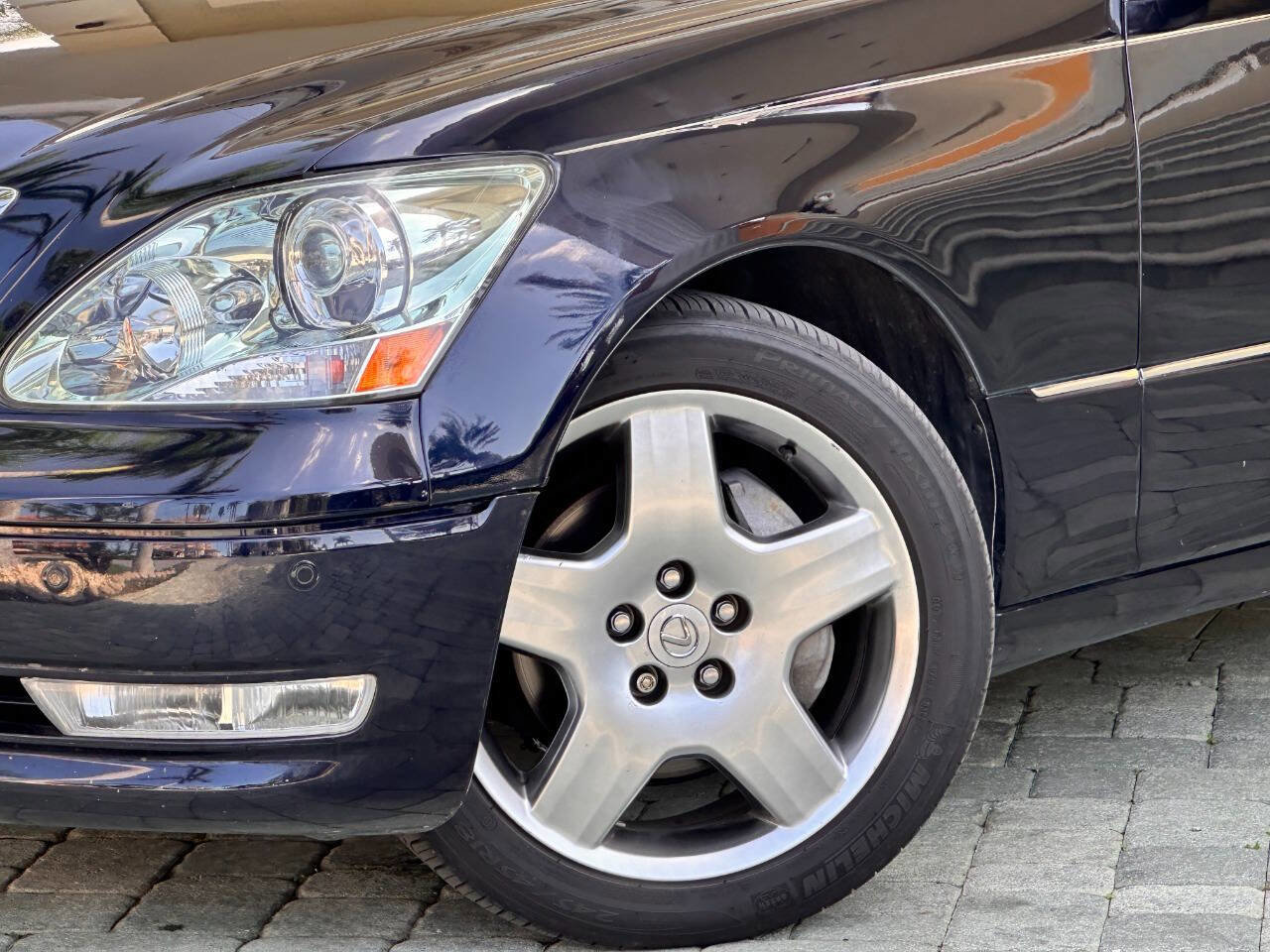 Used 2006 Lexus LS 430 image 3