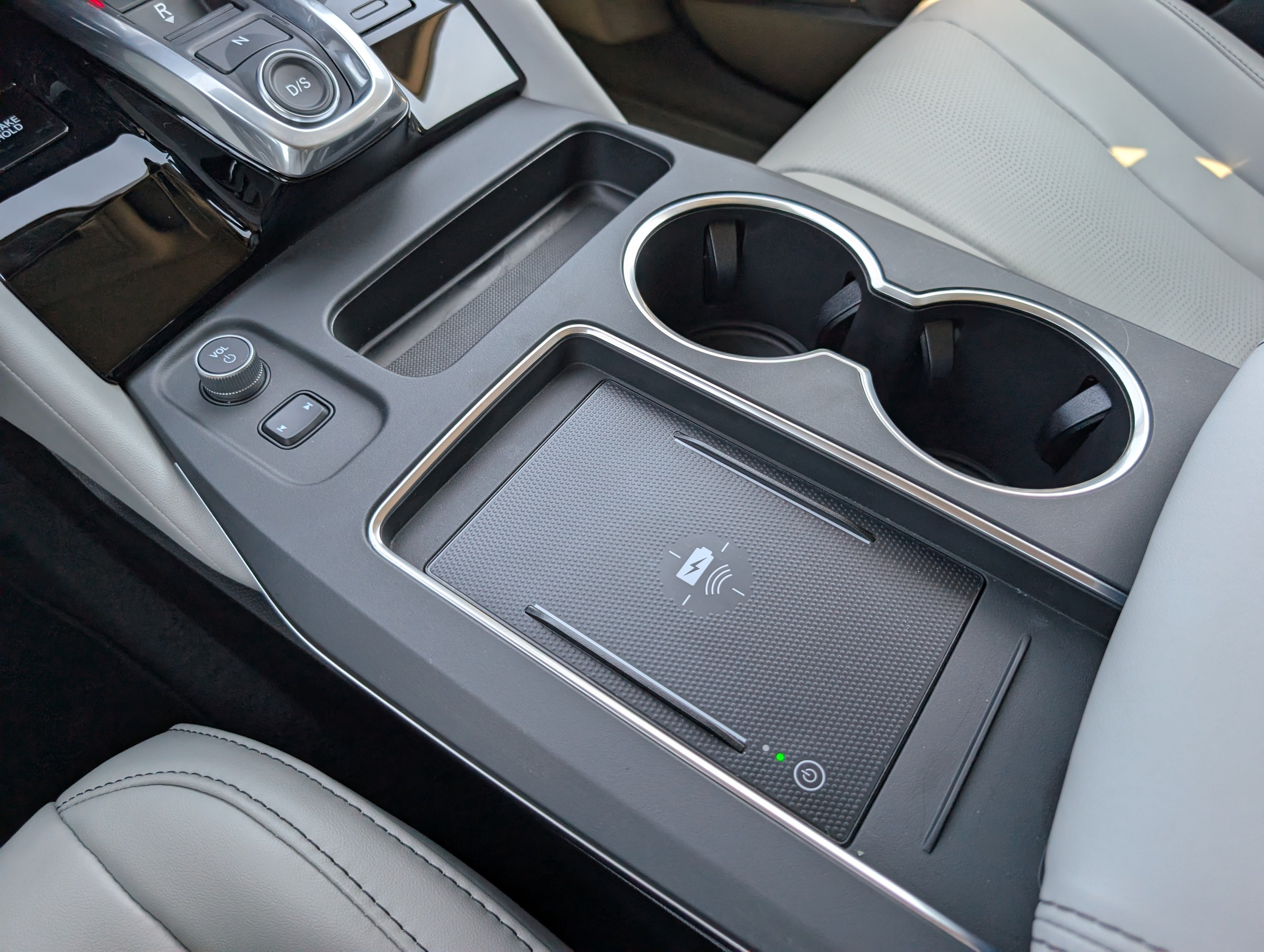 Certified 2025 Acura MDX w/ Technology Package FWD image 22