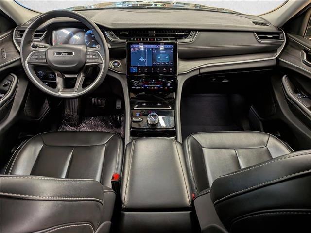 Used 2023 Jeep Grand Cherokee L Limited AWD/4WD image 20