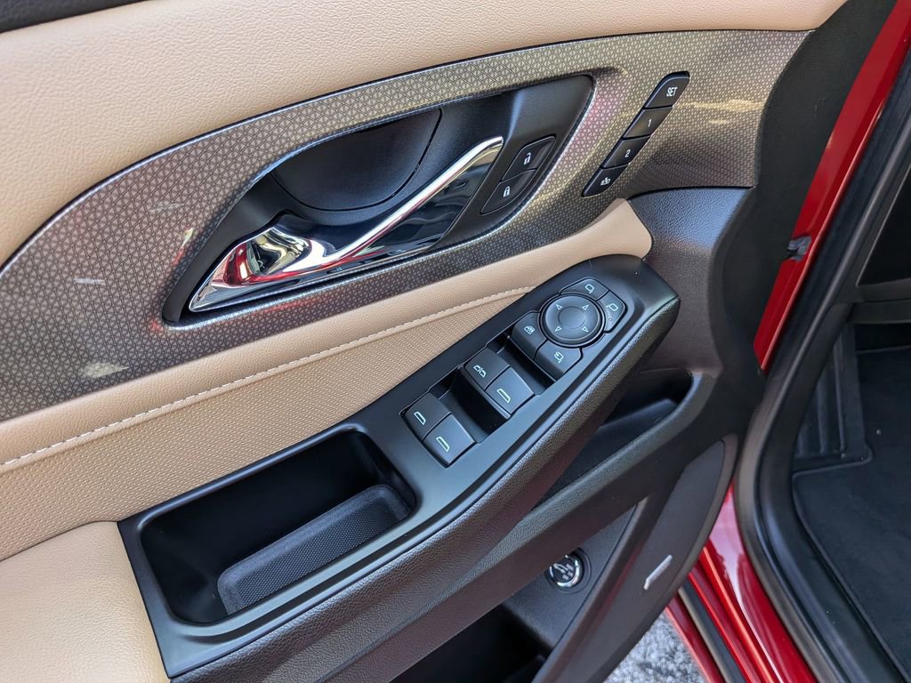 Certified 2023 Chevrolet Traverse Premier image 11