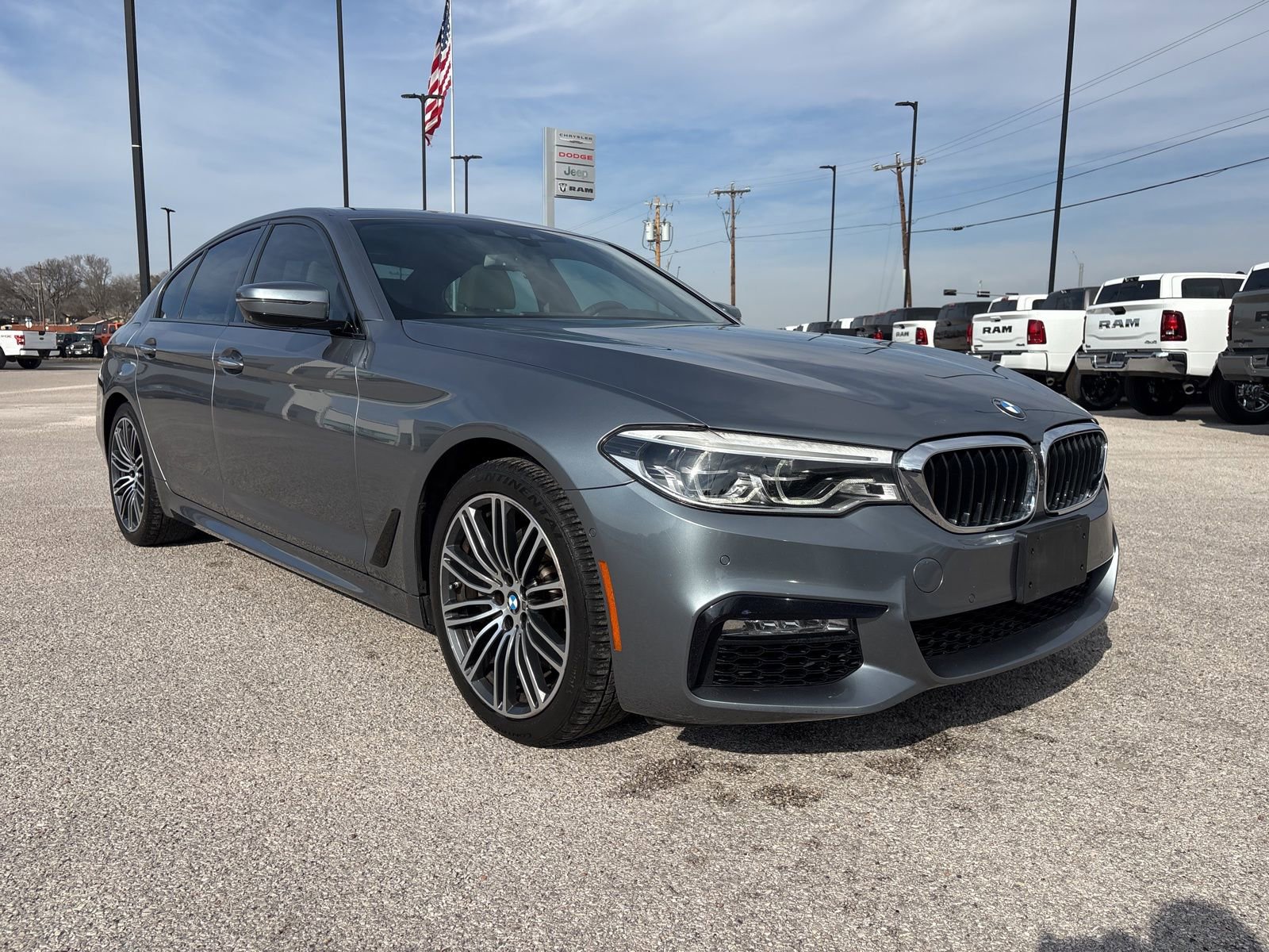 Used 2018 BMW 530e image 11