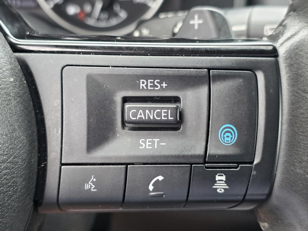 Used 2021 Nissan Rogue SL FWD image 35