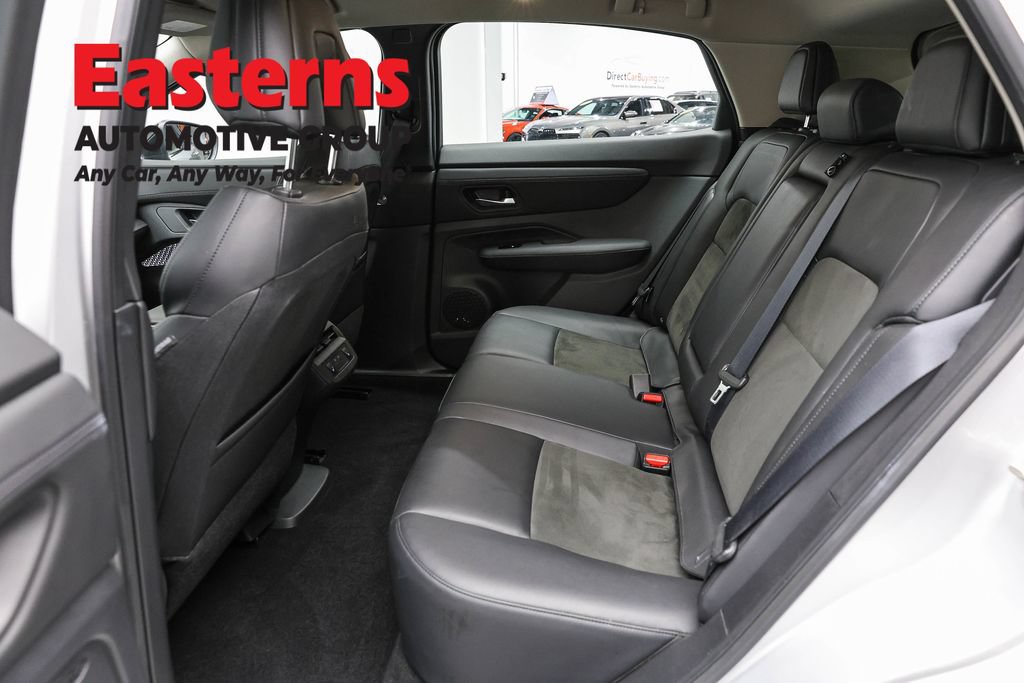 Used 2023 Nissan Ariya FWD image 20