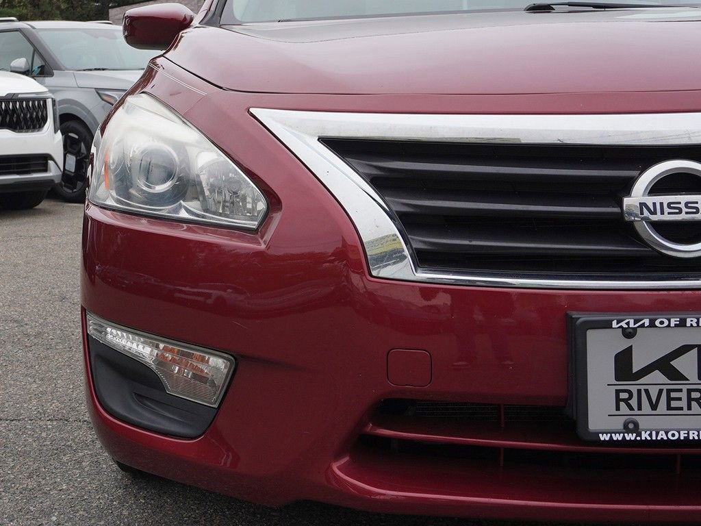 Used 2014 Nissan Altima 2.5 S w/ Sport Value Package FWD image 10