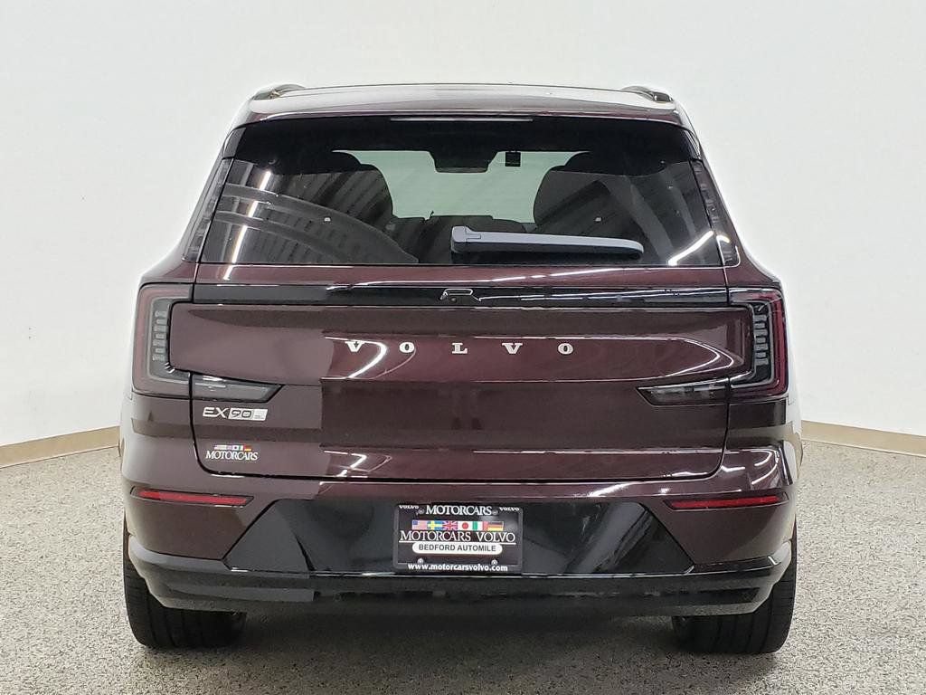 New 2025 Volvo EX90 Ultra w/ Protection Package Premier AWD/4WD image 4