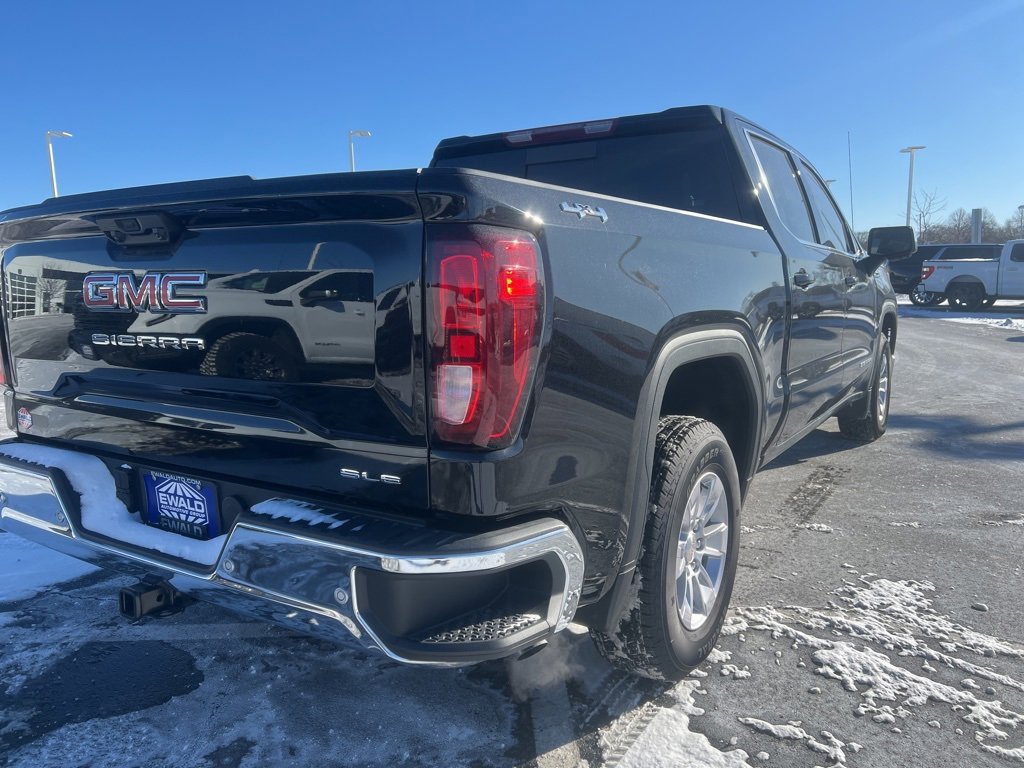 New 2026 GMC Sierra 1500 SLE w/ Preferred Package image 5
