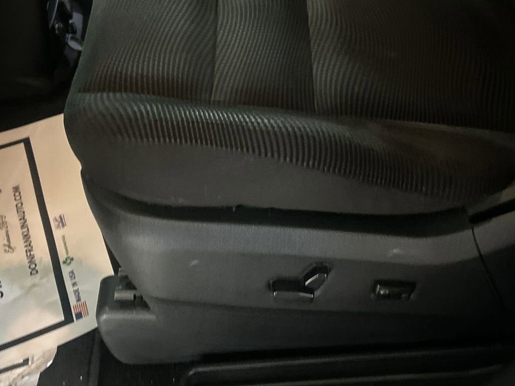 Used 2020 Dodge Grand Caravan SE image 18