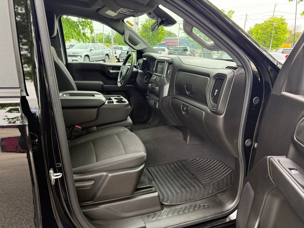Used 2024 Chevrolet Silverado 1500 Custom AWD/4WD image 15