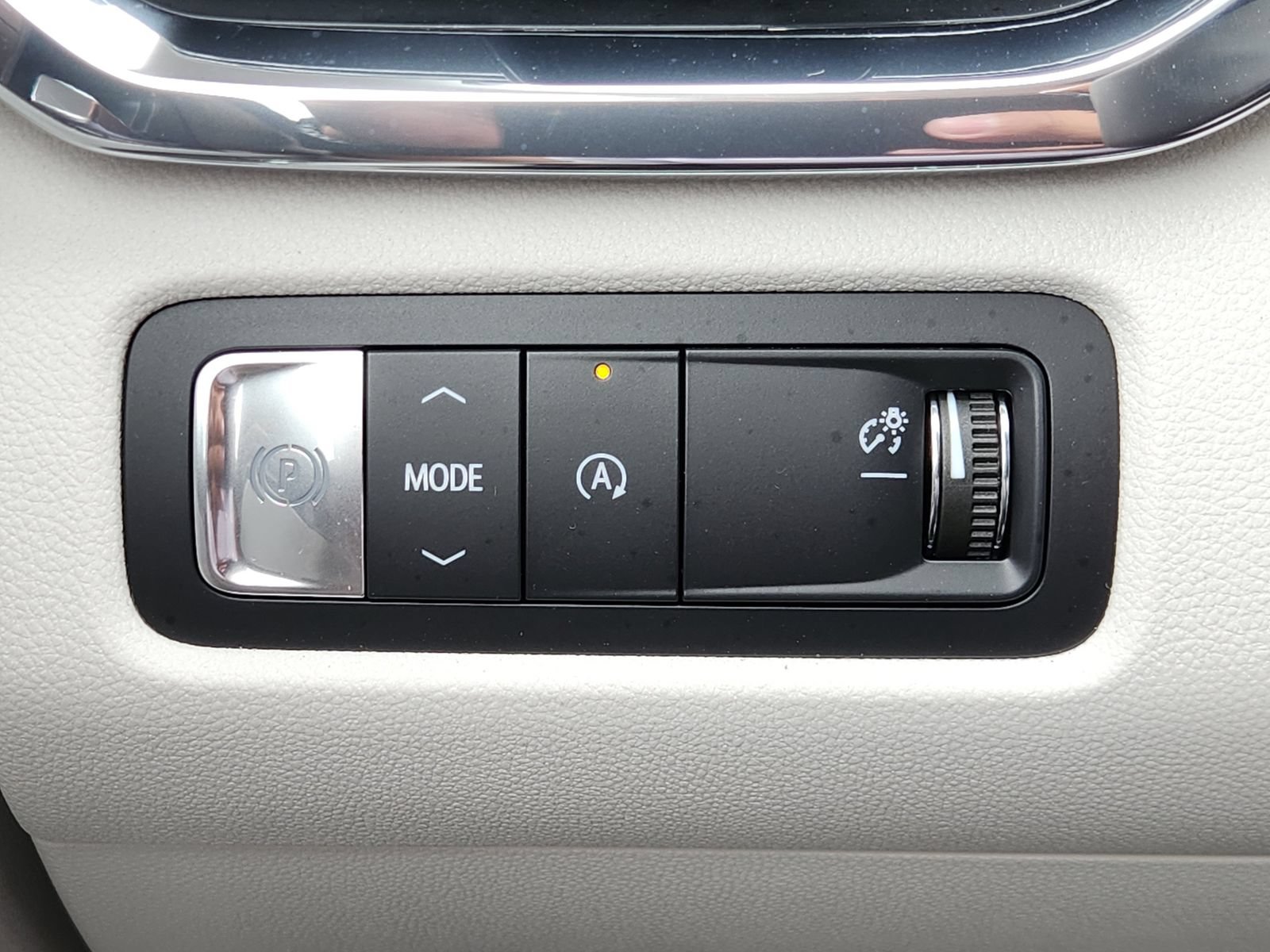 New 2026 GMC Acadia Denali w/ Super Cruise Package FWD image 26