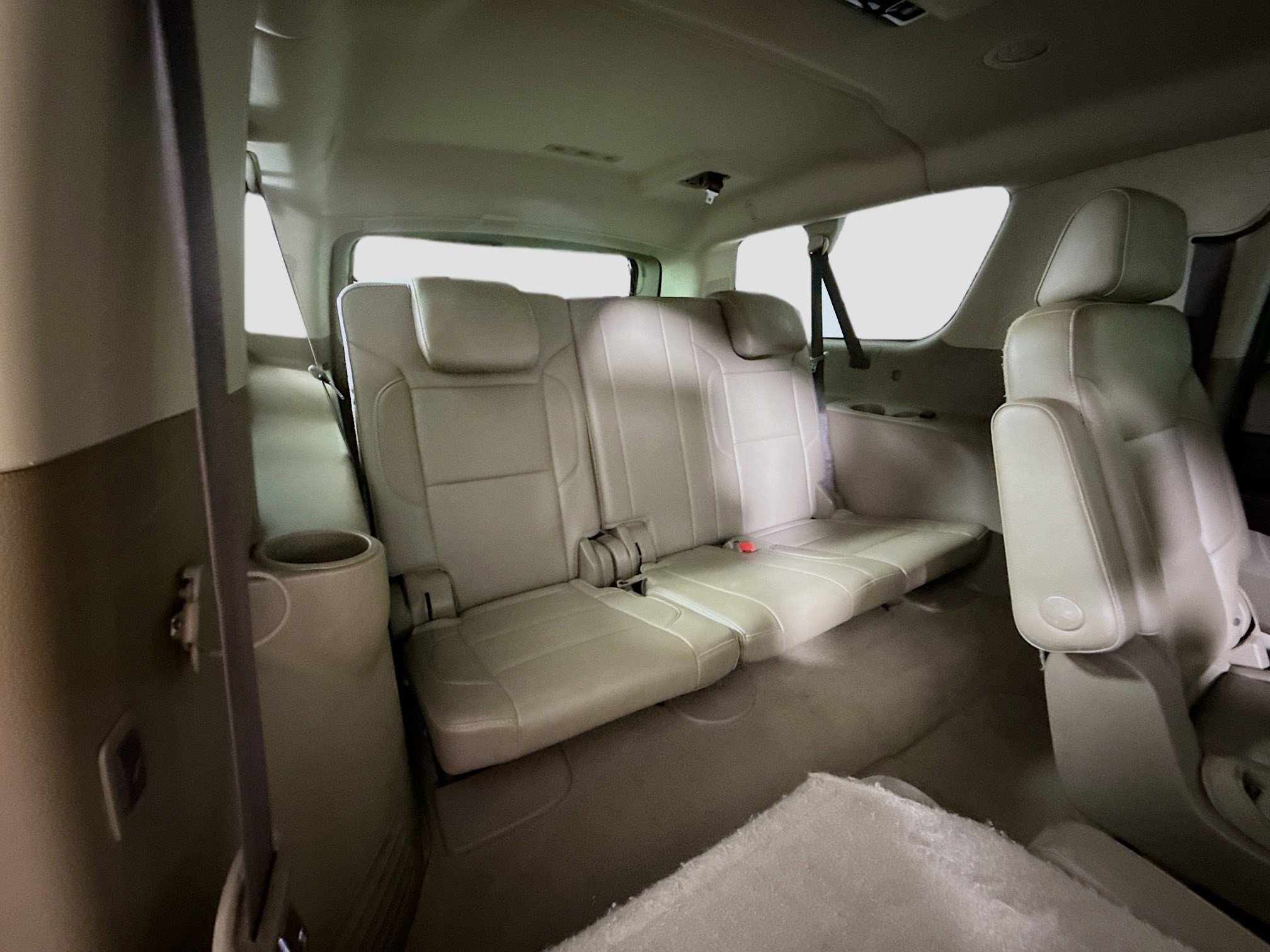Used 2019 Chevrolet Suburban Premier RWD image 29